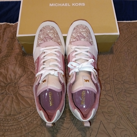 Michael Kors Georgie Trainer Sneakers - Picture 7 of 12